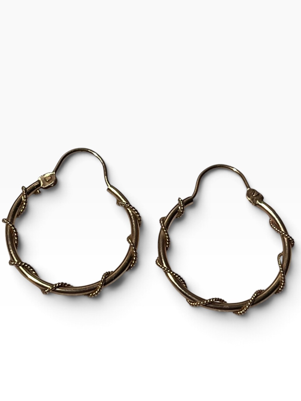 Classic 10K Yellow Gold Twisted Hoop Earrings
Stamped KMS 10K